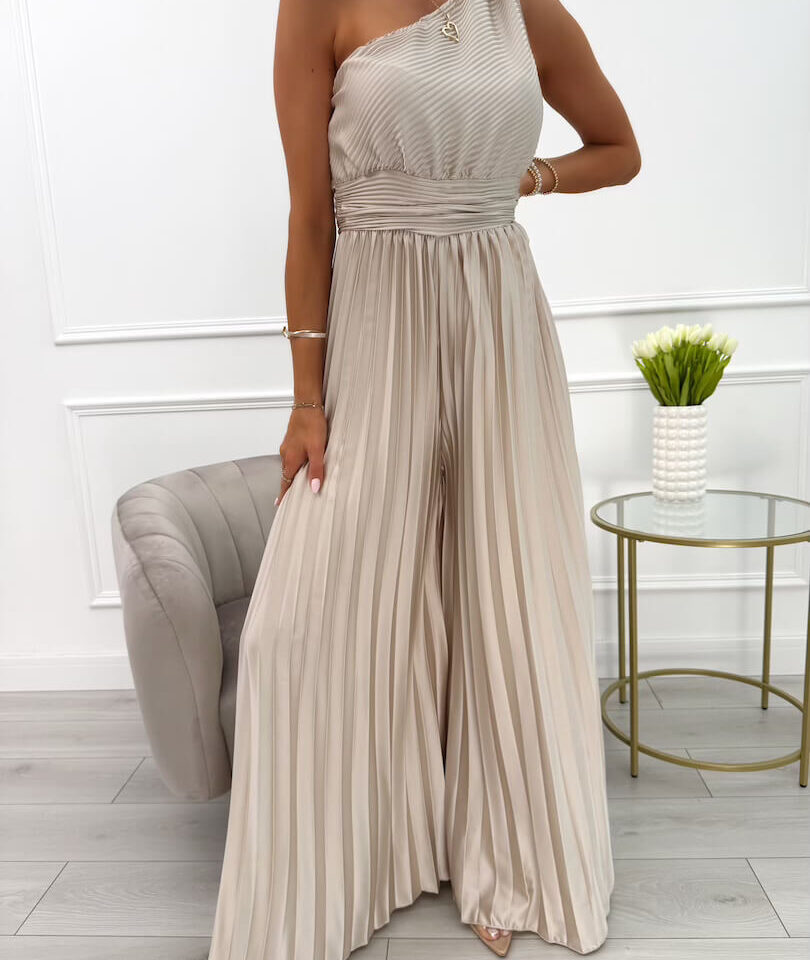 Dlaczego kombinezon damski to must have w garderobie każdej kobiety?