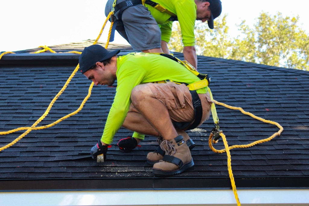 Montaż instalacji PV na dachu skośnym domu
